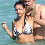 shoshanna-lonstein-cleavage-bikini-4 shoshanna-lonstein-cleavage-bikini-4