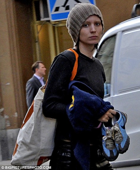 Rooney mara girl with the dragon tattoo pictures Jan 13, 2011 Rooney Mara's
