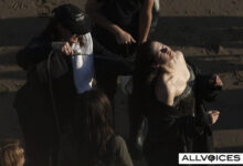 Kristen Stewart, Wet Dress, Snow White and the Huntsman 2012, Set 01