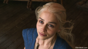 Emilia Clarke Game of Thrones Valar Dohaeris