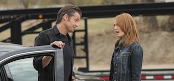 Timothy Olyphant Alicia Witt Justified Whistle Past The Graveyard