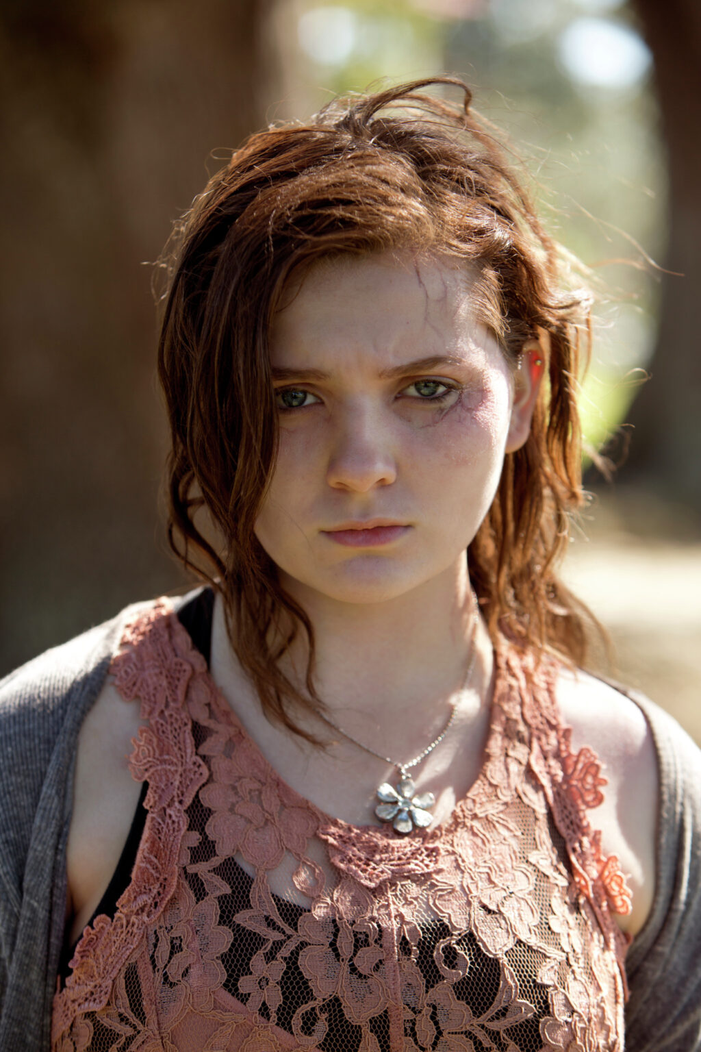 MAGGIE (2015) Movie Images: Schwarzenegger & Zombie Abigail Breslin