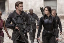Jennifer Lawrence Liam Hemsworth The Hunger Games Mockingjay Part 1