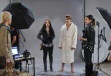 kat-dennings-beth-behrs-austin-falk-2-broke-girls-and-the-minor-problem-01-600x300