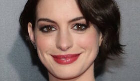 Anne Hathaway Smiling