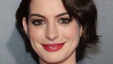 Anne Hathaway Smiling