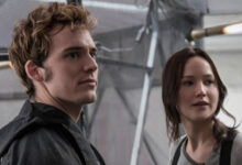 Jennifer Lawrence Sam Claflin The Hunger Games Mockingjay Part 2