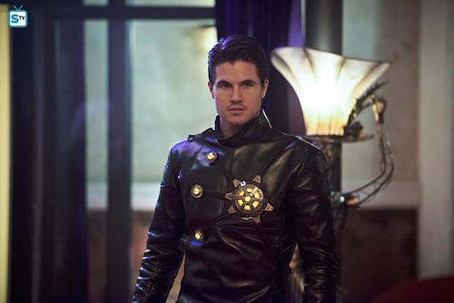 Robbie Amell Welcome to Earth-2 The Flash