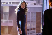 Melissa Benoist Falling Supergirl