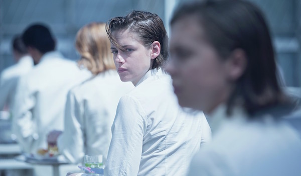 (2015) Movie Trailer 2: Nicholas Hoult & Kristen Stewart's Dystopian Romance | FilmBook