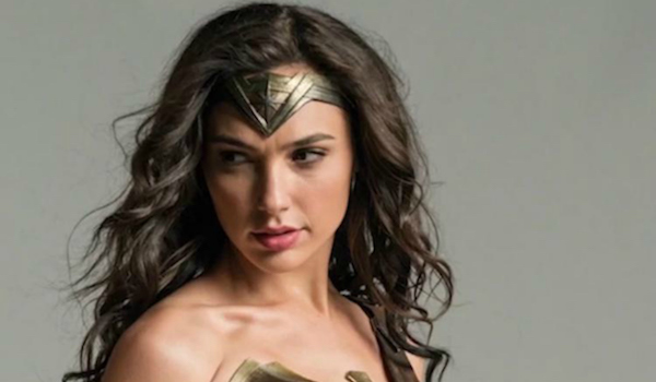 WONDER WOMAN (2017): Gal Gadot Finishes Filming Solo Movie | FilmBook