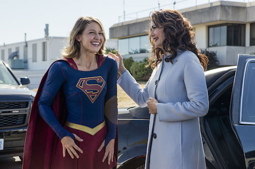 Melissa Benoist Lynda Carter Welcome To Earth Supergirl