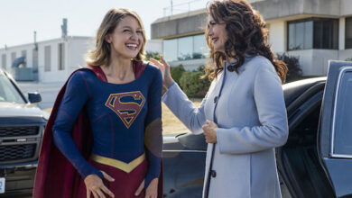 Melissa Benoist Lynda Carter Welcome To Earth Supergirl