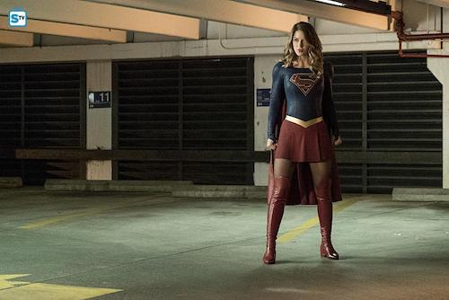 Melissa Benoist Changing Supergirl