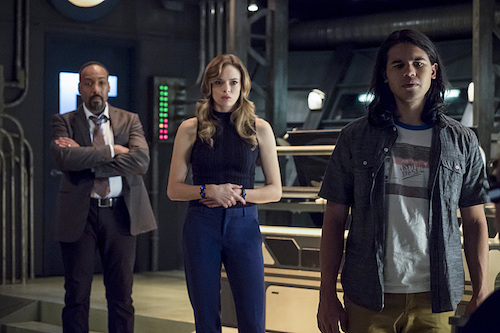 Jesse L. Martin Danielle Panabaker Carlos Valdes The Present The Flash