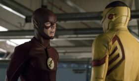 Grant Gustin Keiynan Lonsdale Borrowing Problems From The Future The Flash