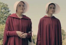 Elizabeth Moss Alexis Bledel Pilot The Handmaid's Tale