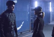 Stephen Amell Emily Bett Rickards Dangerous Liaisons Arrow