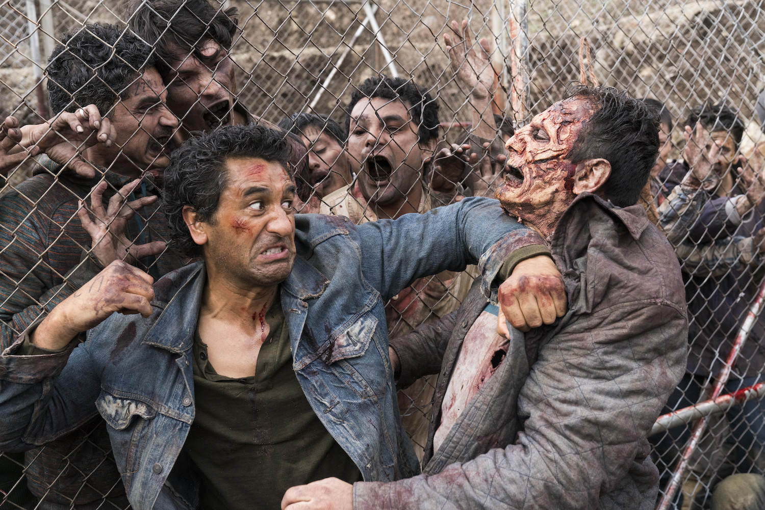 Cliff Curtis Fear the Walking Dead: Season 3