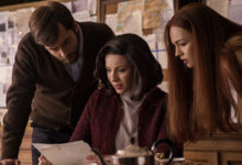 Richard Rankin Caitriona Balfe Sophie Skelton Outlander Season 3