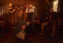 Tyler Labine Jay Ellis Logan Miller Deborah Ann Woll Taylor Russell Nik Dodani Escape Room