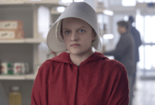 Elisabeth Moss The Handmaids Tale Season 3