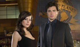 Erica Durance Tom Welling Daily Planet Smallville