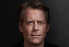 Greg Kinnear