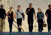 Ryan Reynolds Melanie Laurent Manuel Garcia-Rulfo Ben Hardy Corey Hawkins Adria Arjona 6 Underground