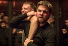 Stephen Amell Arrow Prochnost