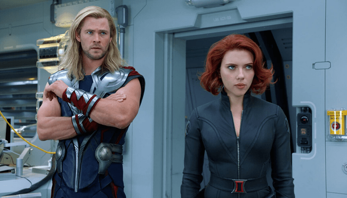 Scarlett Johansson Chris Hemsworth The Avengers