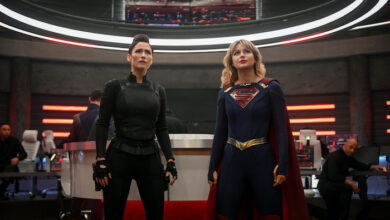 melissa benoist chyler leigh supergirl back from the future part 2
