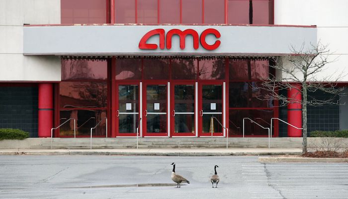 AMC Theatres Closed Doors 02