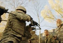 Soldiers Long Rifles Civilians Bridge Of The Doomed