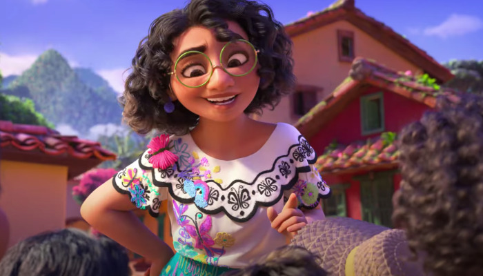 Film Review  ENCANTO  2021   New Disney Film About A Young Colombian Girl Shines Bright - 49