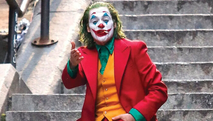 Joaquin Phoenix Smoking On Stairs Joker
