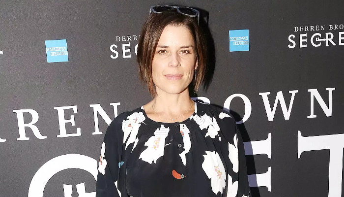 Neve Campbell Standalone