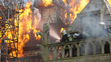 Notre Dame On Fire Notre Dame Brule
