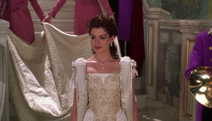 Anne Hathaway The Princess Diaries Royal Engagement