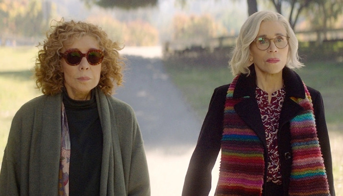 MOVING ON (2022) Trailer phim: Lily Tomlin & Jane Fonda tái hợp để tìm kiếm sự báo thù trong phim của Paul Weitz