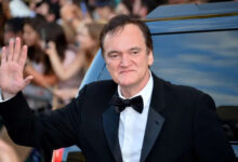 Quentin Tarantino Waving