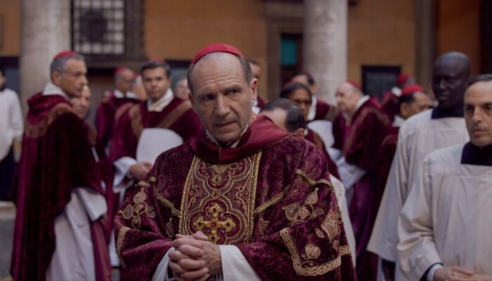 Ralph Fiennes Conclave