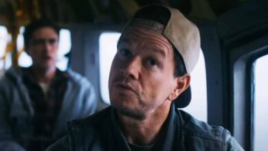 Topher Grace Mark Wahlberg Flight Risk