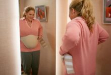Amy Schumer Kinda Pregnant