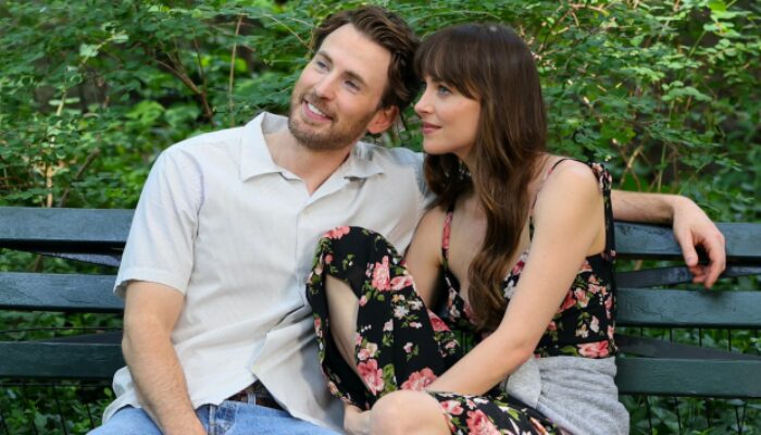 Chris Evans Dakota Johnson Materialists