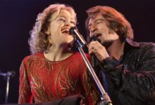 Kate Hudson Hugh Jackman Song Sung Blue