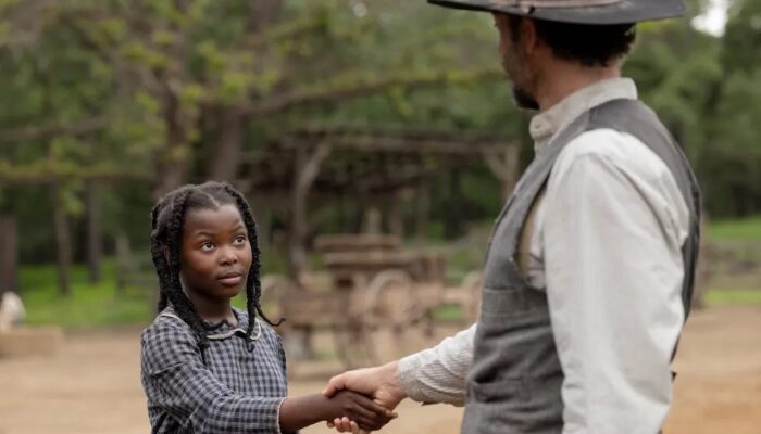 Naya Desir Johnson Zachary Levi Sarahs Oil Naya Desir Johnson Zachary Levi Sarahs Oil