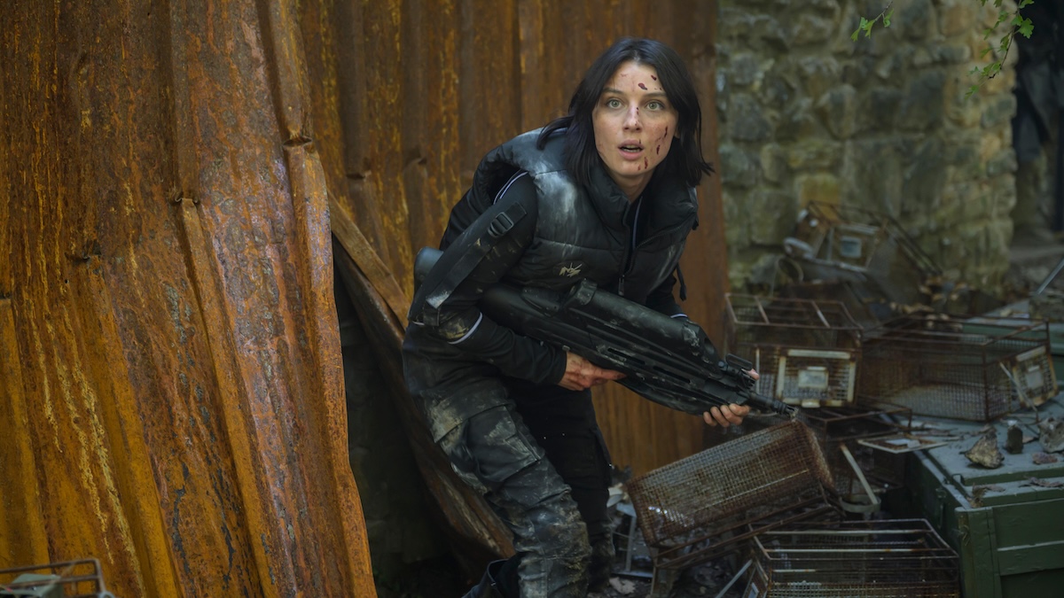 DRAGN (2025) Movie Trailer: A Corporate Getaway Turns Into AI Survival Horror DRAGN (2025) Movie Trailer: A Corporate Getaway Turns Into AI Survival Horror