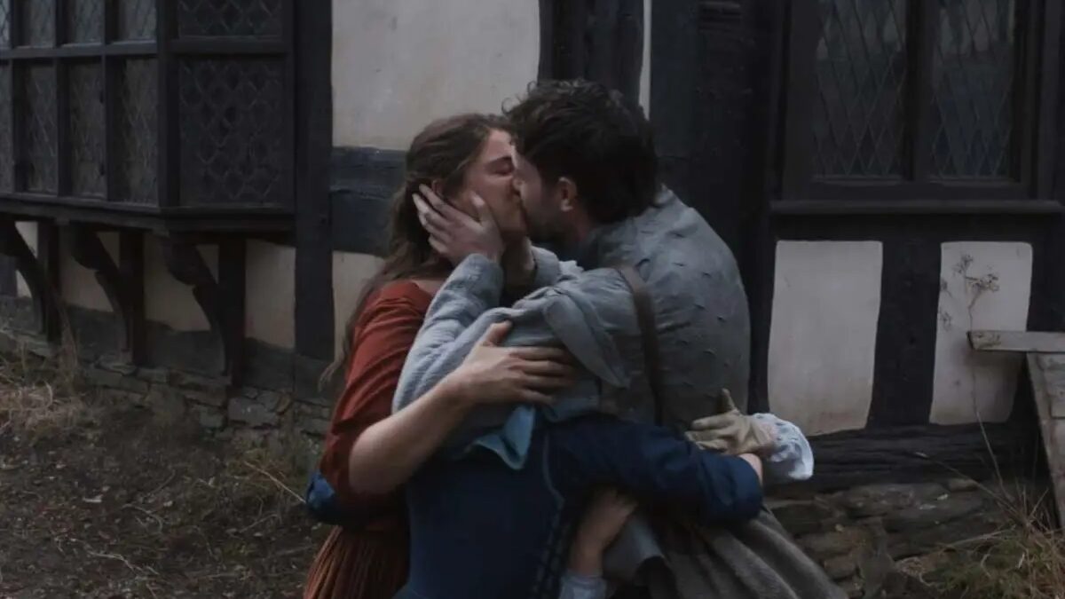 HOLD ON TO YOUR ANGELS: Paul Mescal and Jessie Buckley Set to Re-Team for Intense Love Story