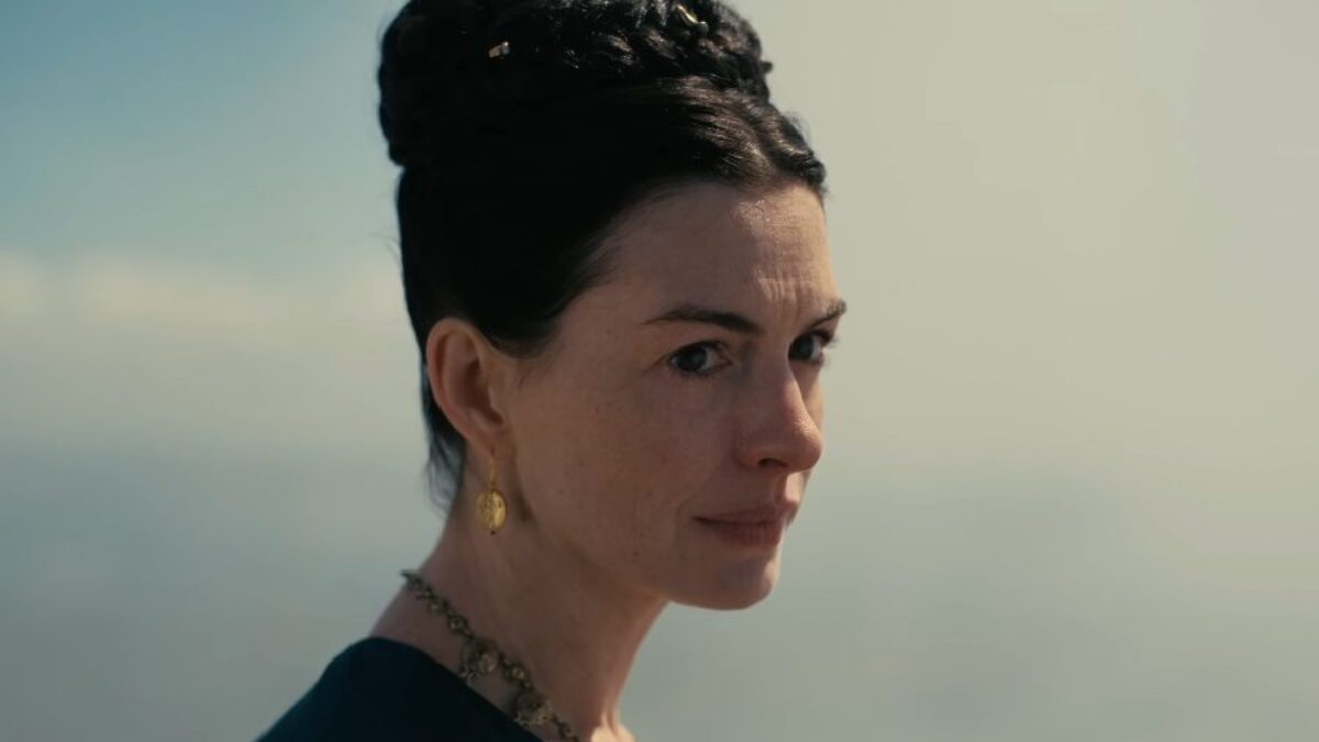 THE ODYSSEY (2026): Anne Hathaway's Path to the Oscars - Should She Go for Lead or Supporting Actress?